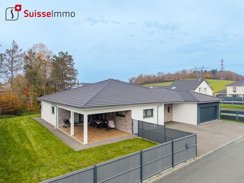 Maison - 195 m² - 7 pièces
