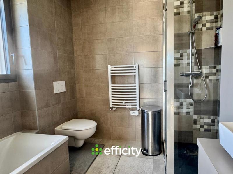 Maison - 143 m² - 5 pièces