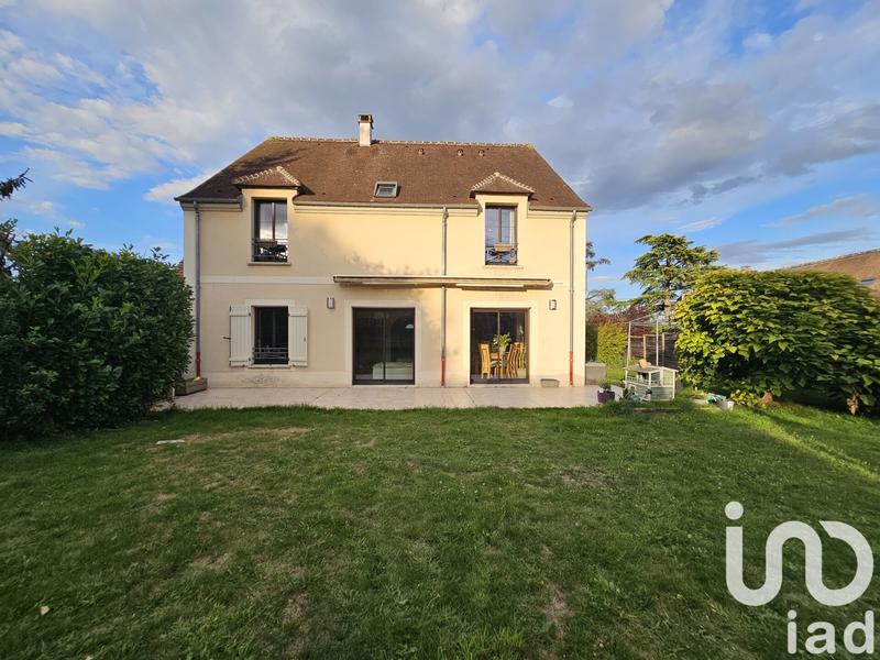 Maison - 200 m² - 7 pièces