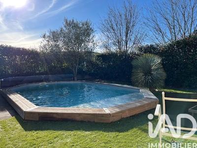 Maison - 98 m² - 4 pièces