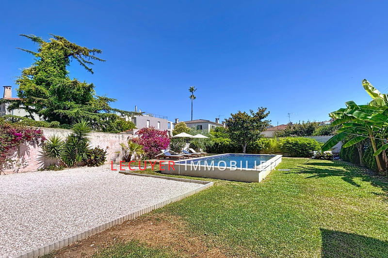 Maison - 153 m² - 7 pièces