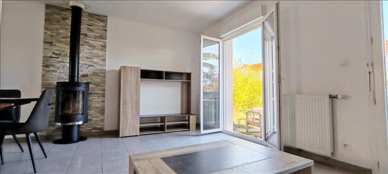 Maison - 80 m² - 4 pièces