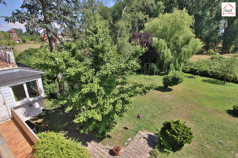 Maison - 352 m² - 16 pièces