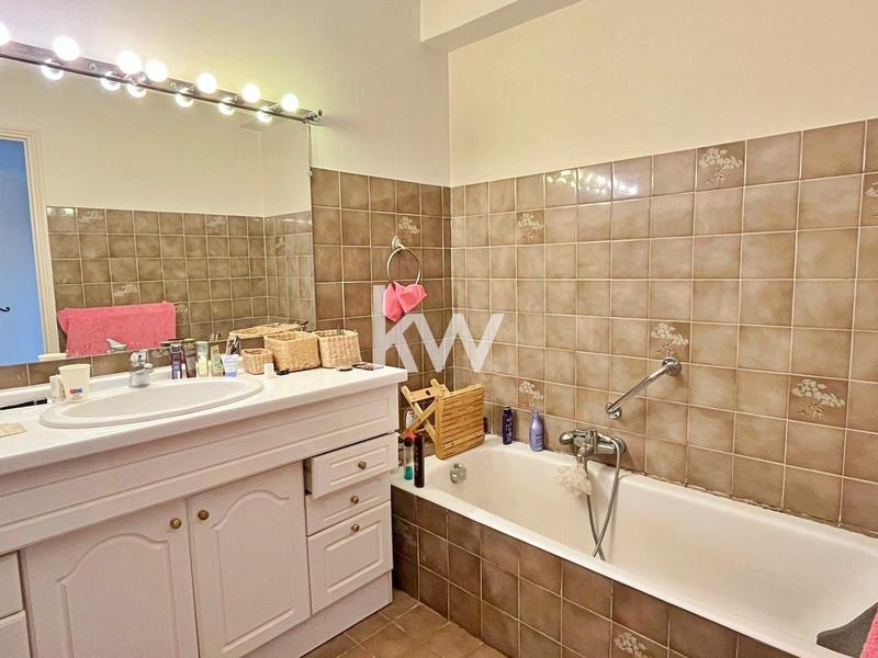 Maison de ville - 132 m² - 5 pièces