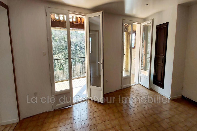 Appartement - 93 m² - 5 pièces