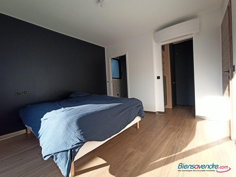 Maison contemporaine - 182 m² - 6 pièces