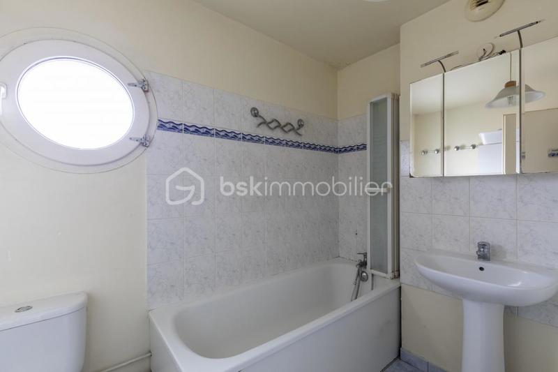 Maison traditionnelle - 95 m² - 5 pièces