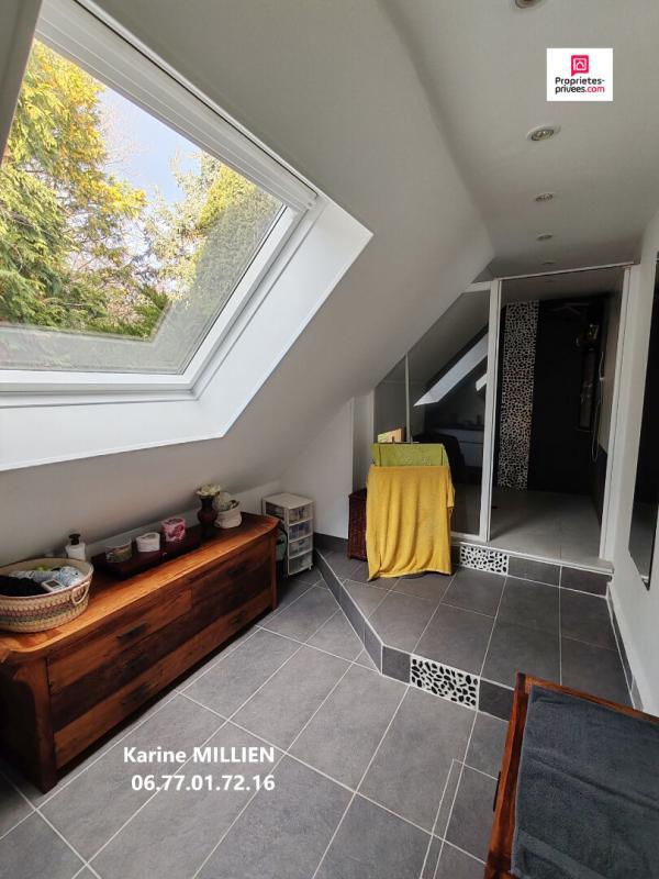 Maison - 204 m² - 6 pièces