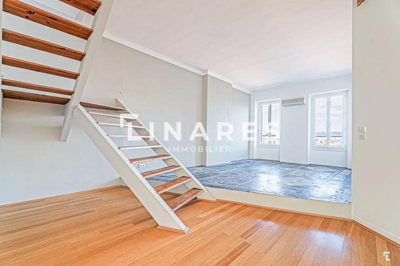 Appartement - 154 m² - 4 pièces