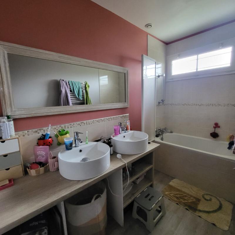 Maison - 120 m² - 6 pièces