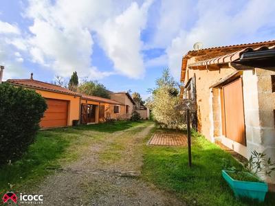 Maison - 477 m² - 21 pièces