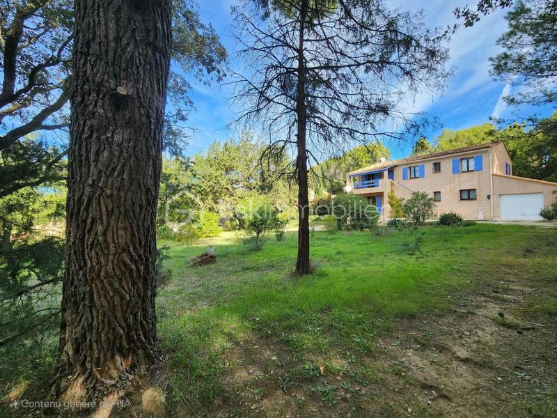 Villa - 220 m² - 10 pièces