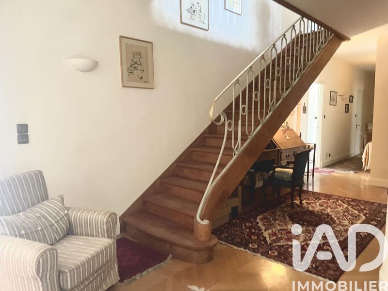 Maison - 252 m² - 7 pièces