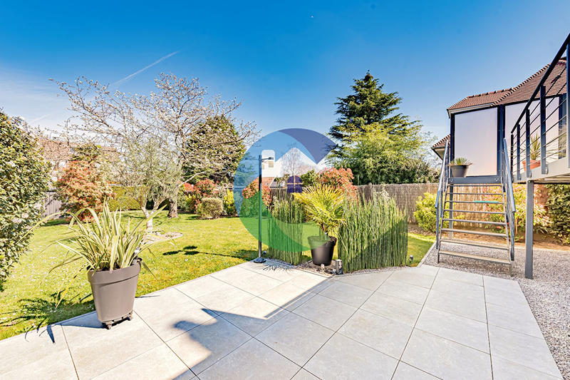 Maison - 150 m² - 7 pièces