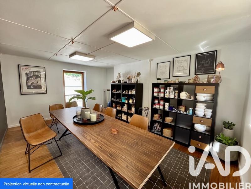 Maison - 252 m² - 7 pièces