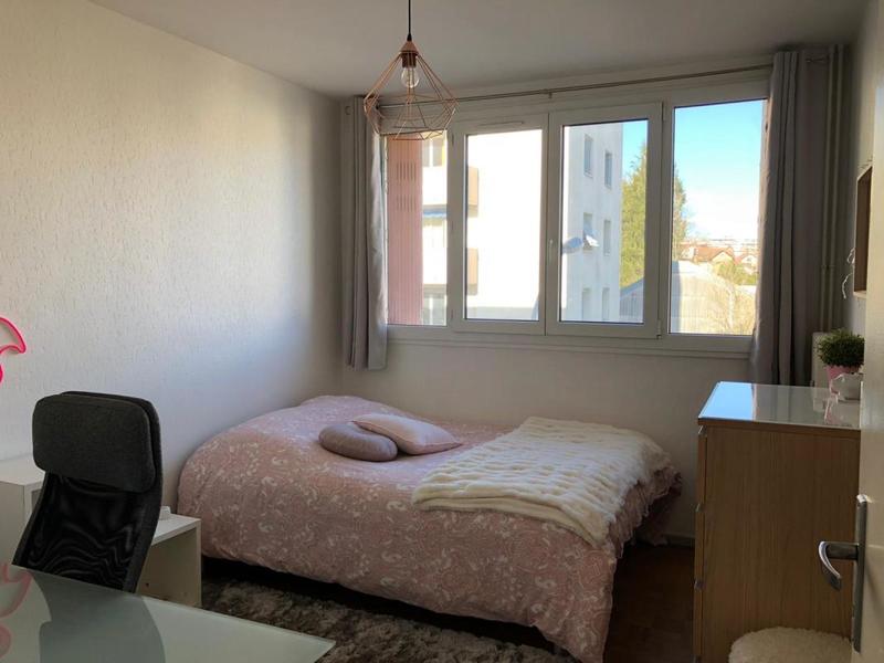 Appartement - 64 m² - 5 pièces