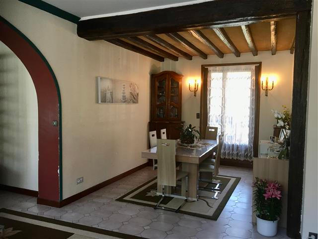 Maison - 170 m² - 6 pièces