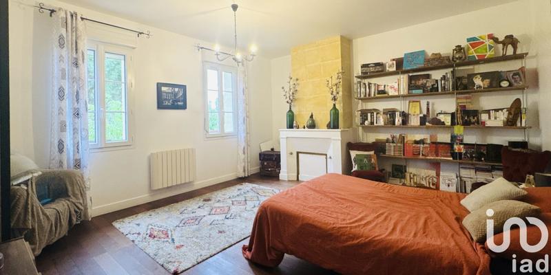 Maison - 210 m² - 6 pièces