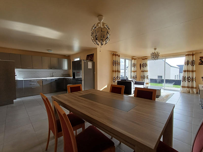 Maison - 110 m² - 5 pièces