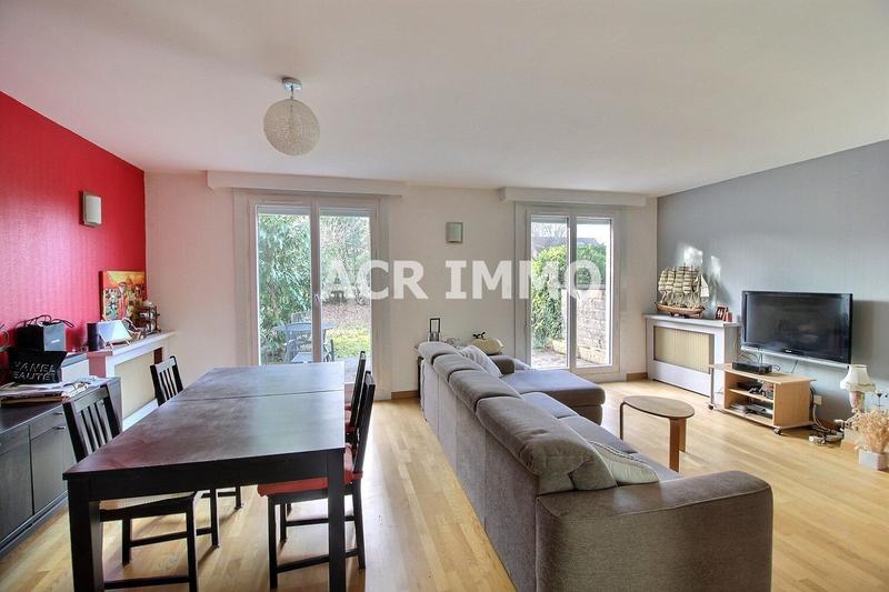 Maison - 95 m² - 5 pièces