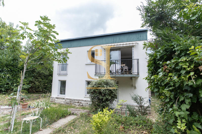 Maison - 141 m² - 6 pièces