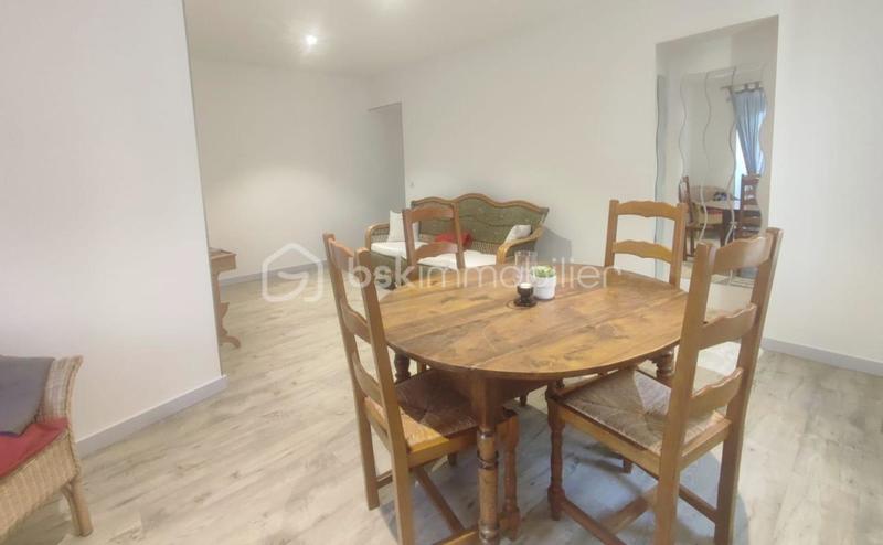 Appartement - 60 m² - 2 pièces