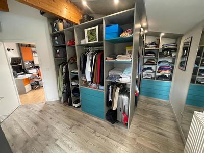 Maison - 240 m² - 5 pièces