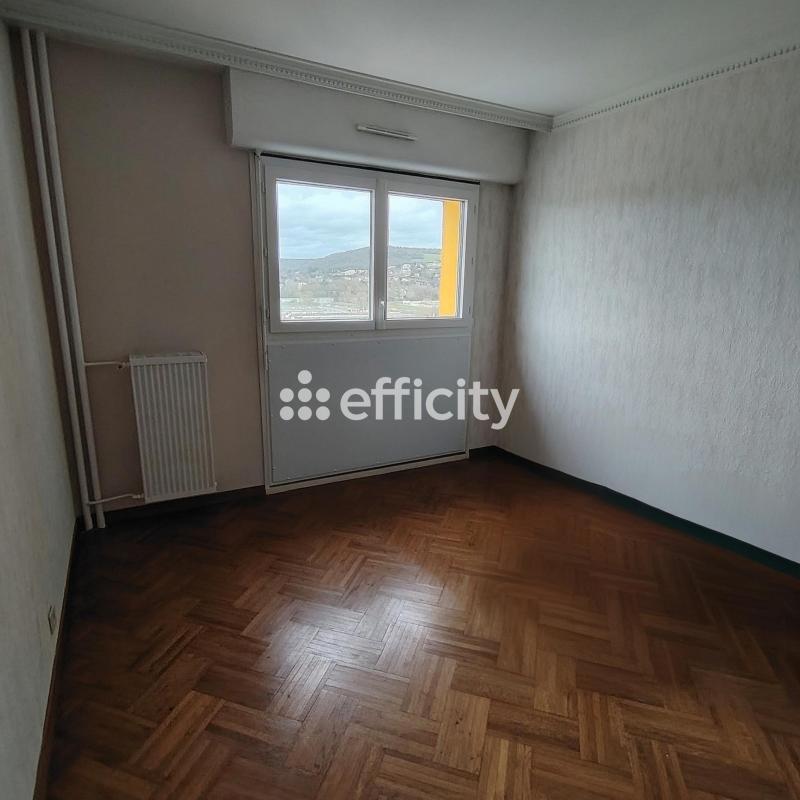 Appartement - 75 m² - 4 pièces