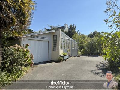 Maison - 193 m² - 7 pièces