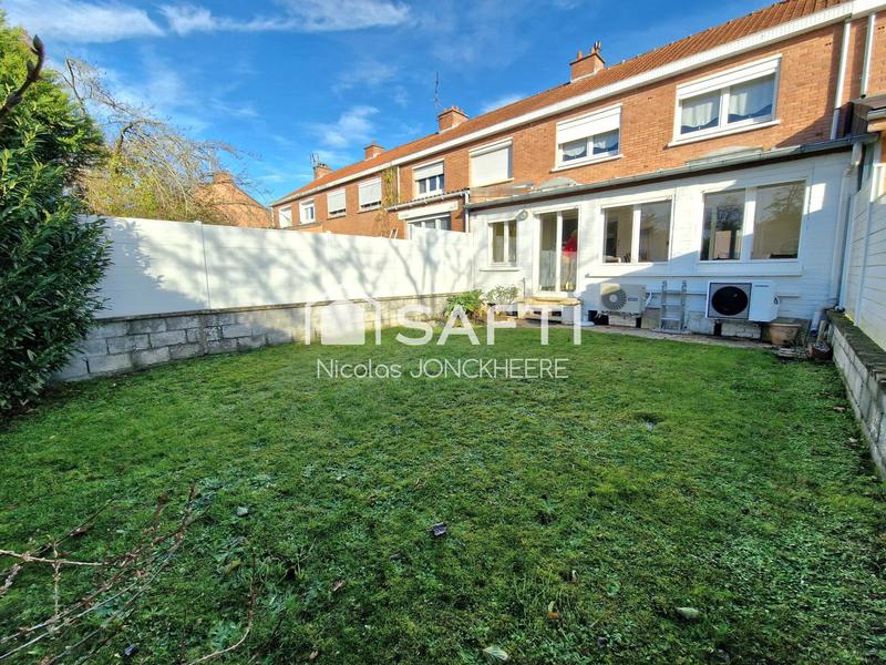 Maison - 100 m² - 5 pièces