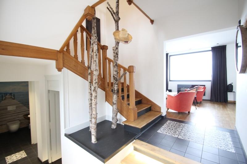 Demeure - 166 m² - 6 pièces