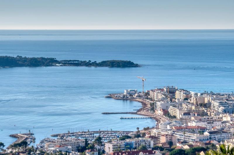 Villa - 320 m² - 6 pièces