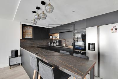 Appartement - 100 m² - 5 pièces