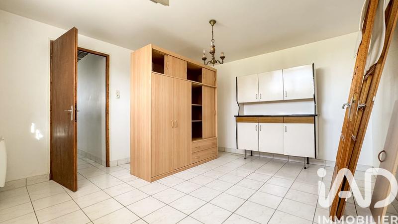 Maison - 96 m² - 4 pièces