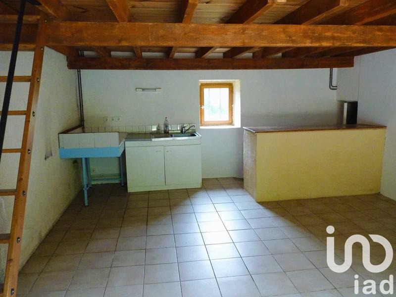 Maison - 630 m² - 20 pièces