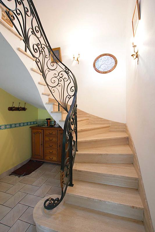 Maison - 143 m² - 6 pièces