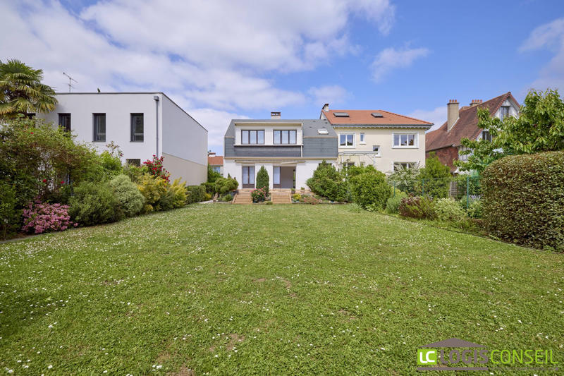 Maison traditionnelle - 125 m² - 5 pièces