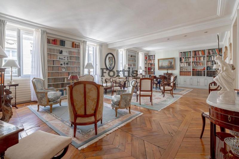 Appartement - 204 m² - 7 pièces