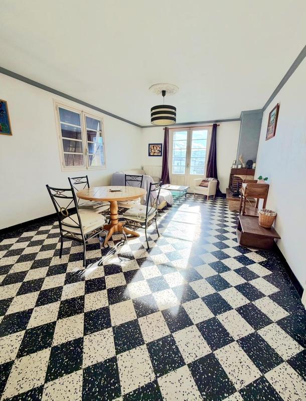 Maison - 154 m² - 6 pièces