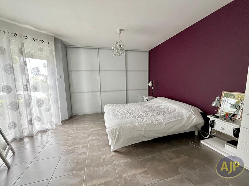 Maison - 139 m² - 7 pièces