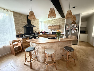 Maison - 172 m² - 7 pièces