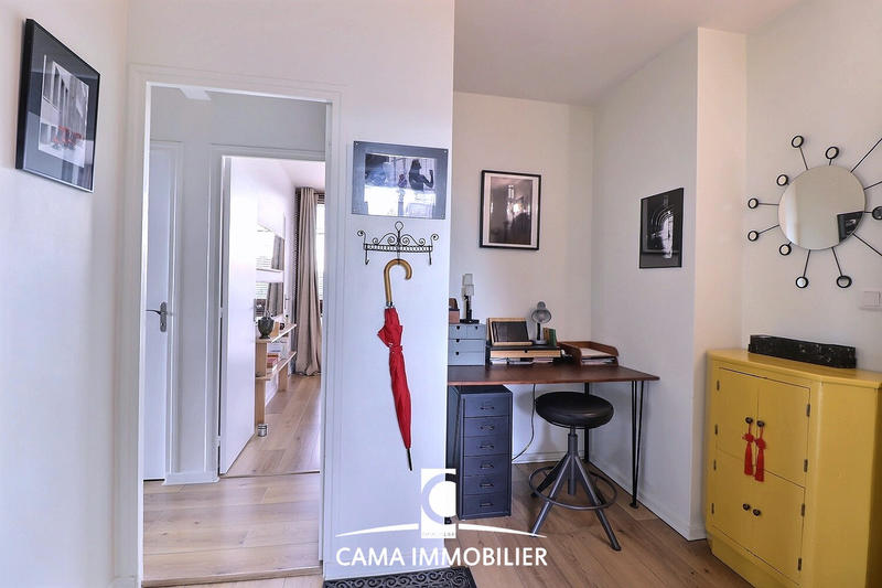 Appartement - 84 m² - 4 pièces