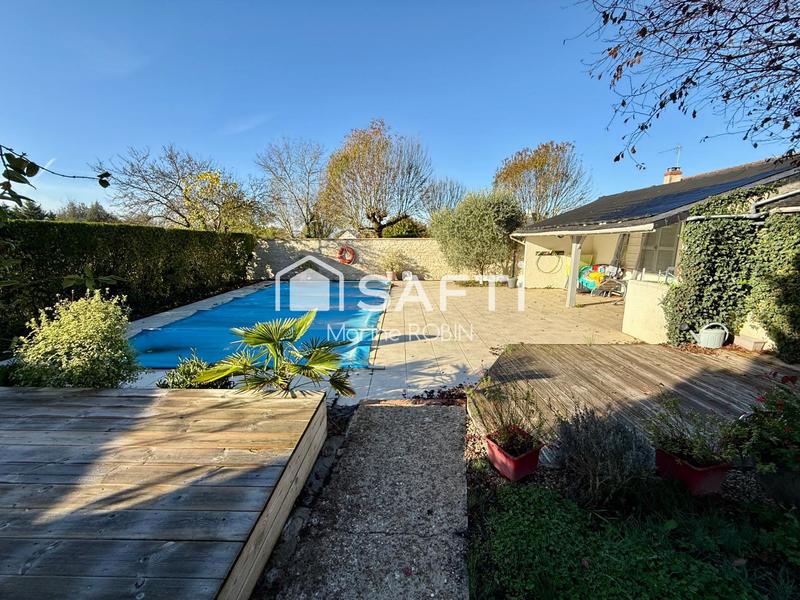 Maison - 223 m² - 10 pièces