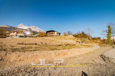 Terrain - 808 m²