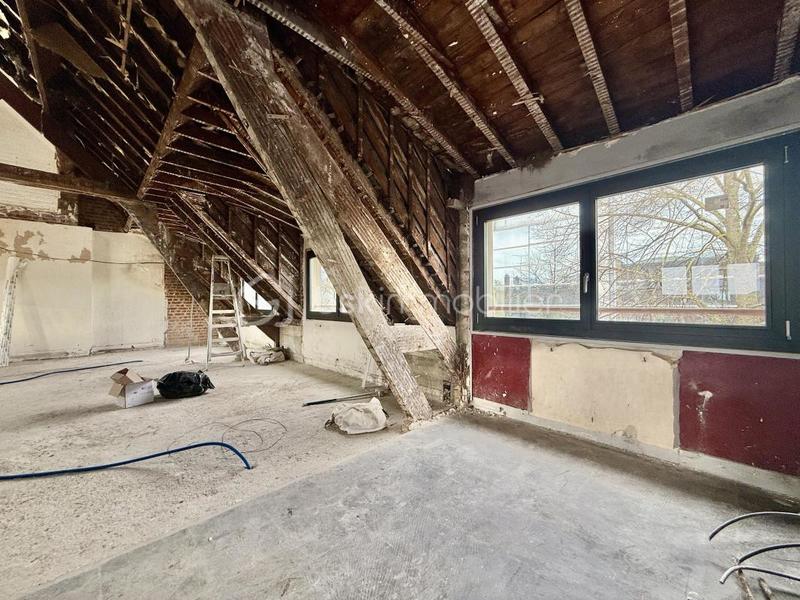 Loft - 88 m² - 3 pièces