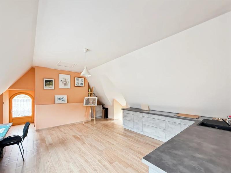 Propriété - 377 m² - 10 pièces