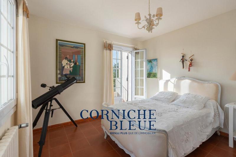 Villa - 190 m² - 7 pièces