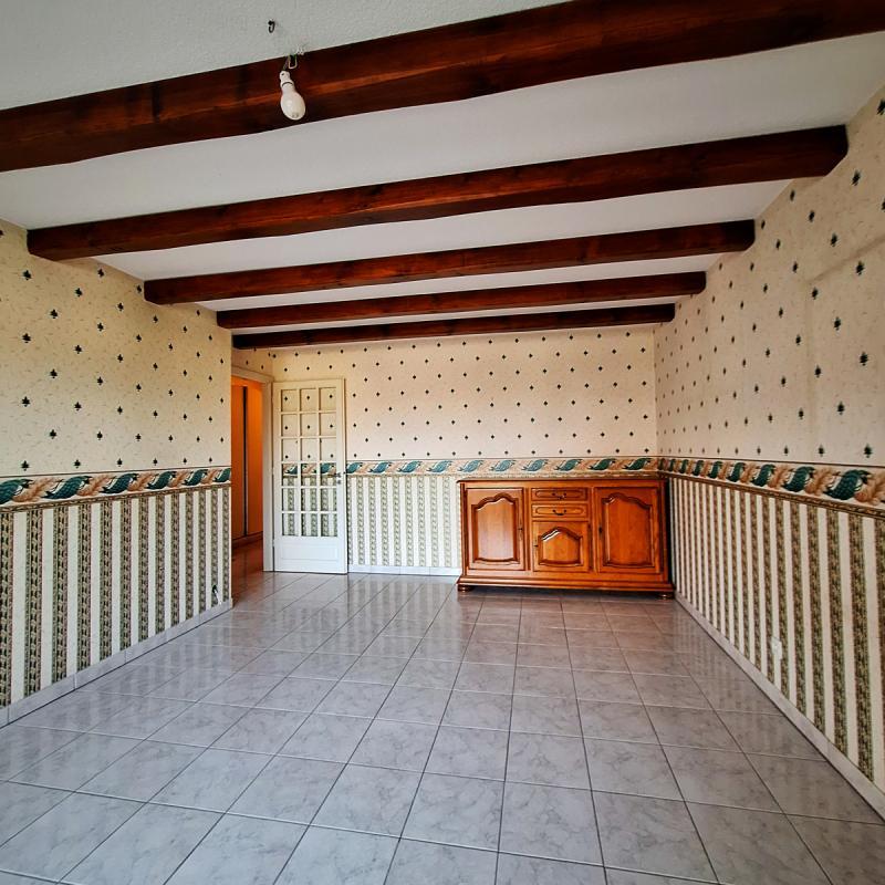 Appartement - 80 m² - 4 pièces