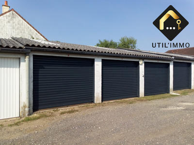 Parking / Garage - 882 m²