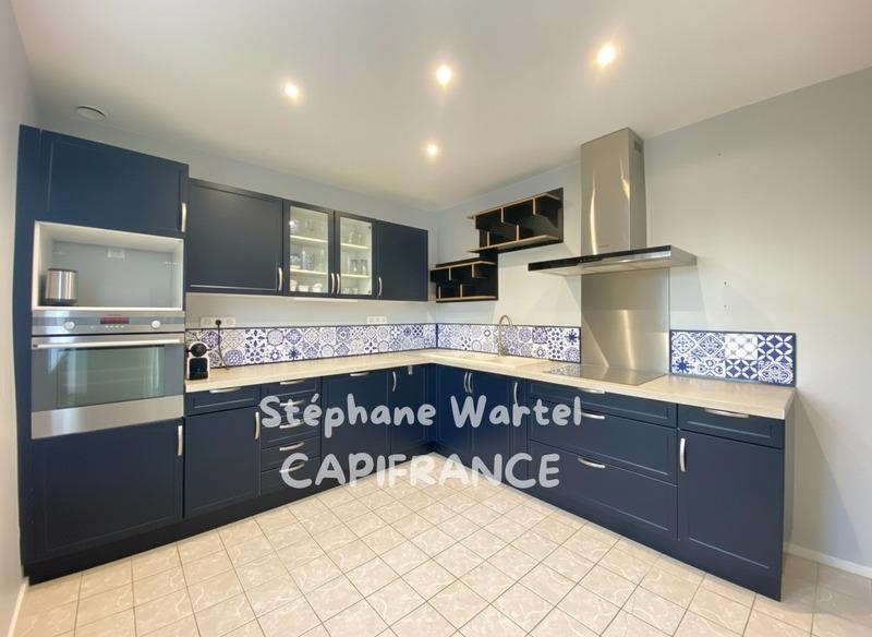 Maison - 181 m² - 9 pièces